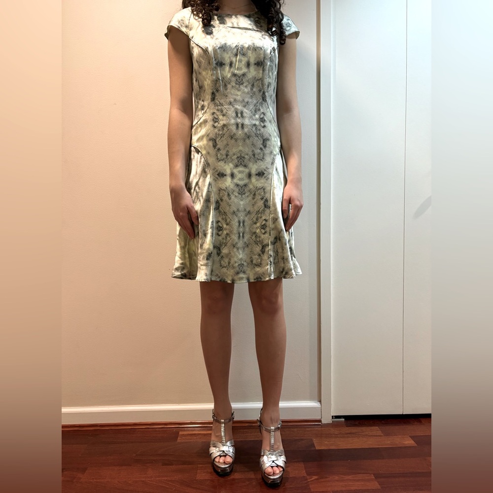 Reiss , Silk dress in size 4